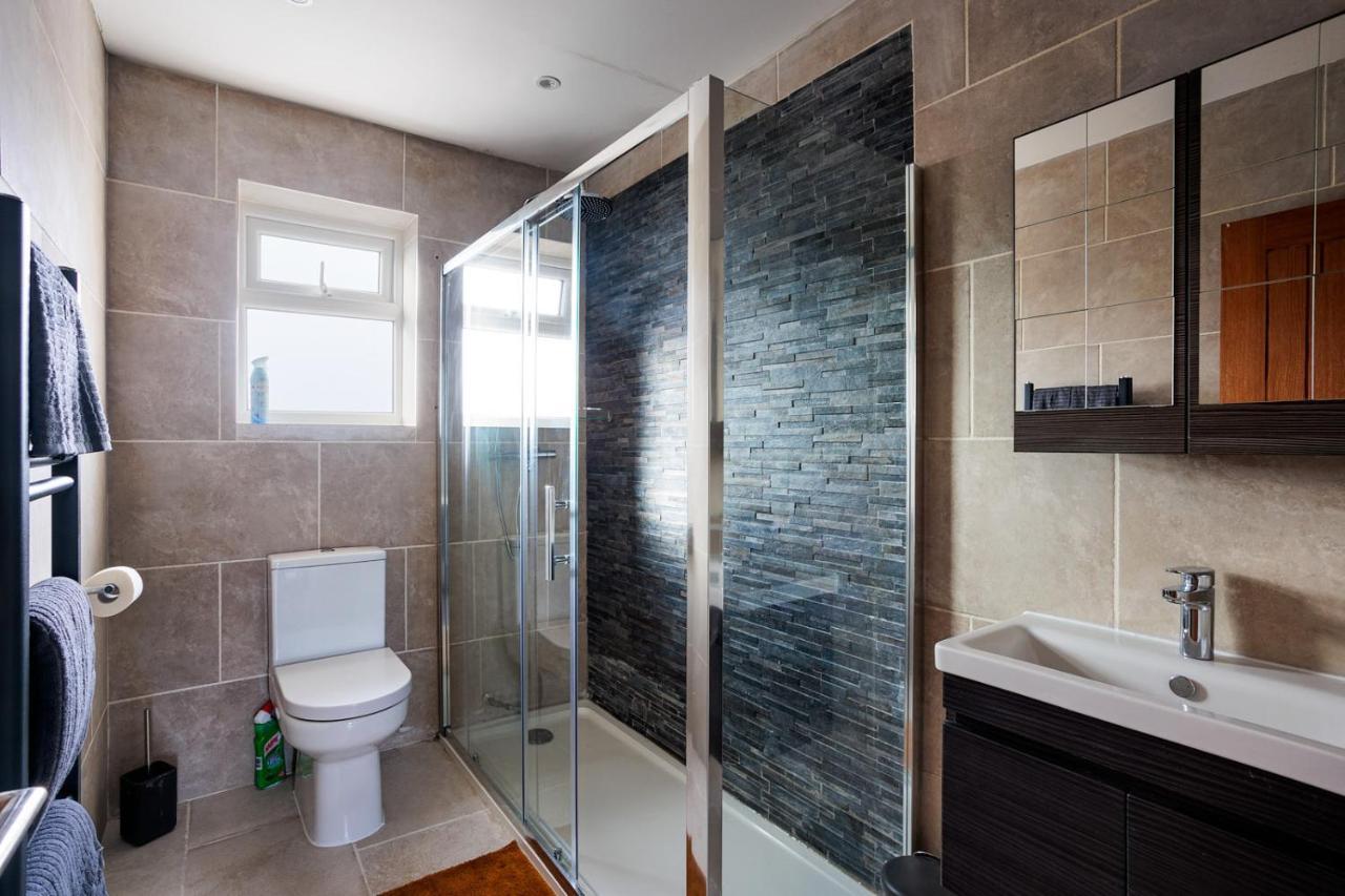 런던 Entire Luxurious Flat Sleeps 4 Persons 아파트 외부 사진